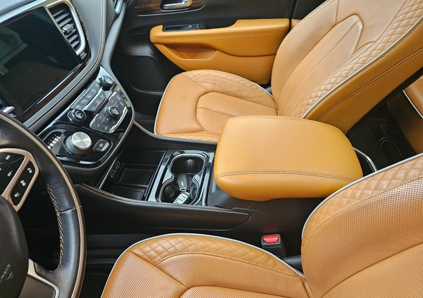 Chrysler Pacifica cena 245877 przebieg: 65537, rok produkcji 2021 z Pakość małe 781